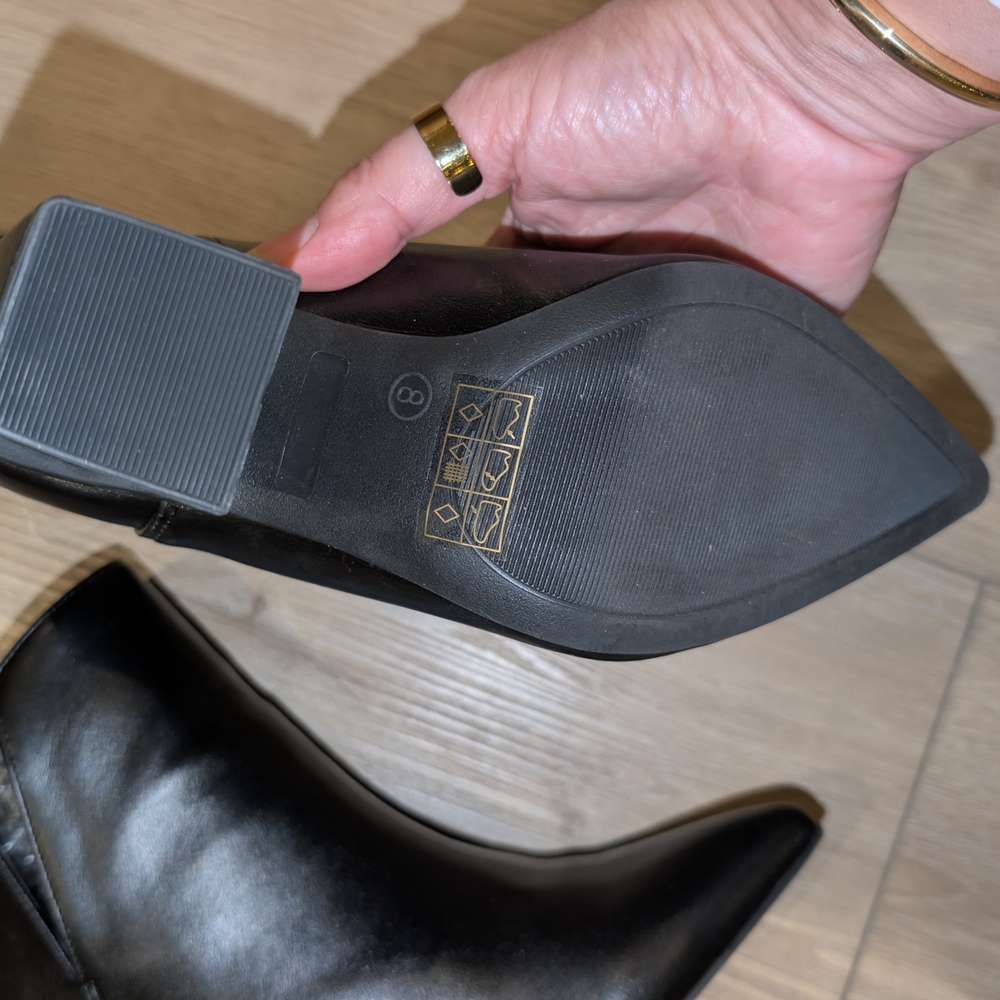NIB Journee Collection Neima Cutout Ankle Boots - Picture 8 of 10